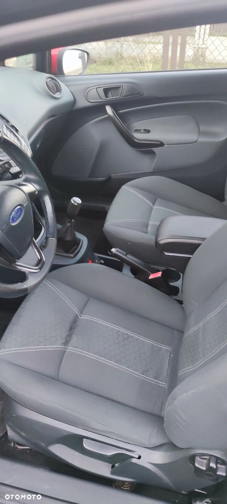 Ford Fiesta 1.4 Ghia - 6