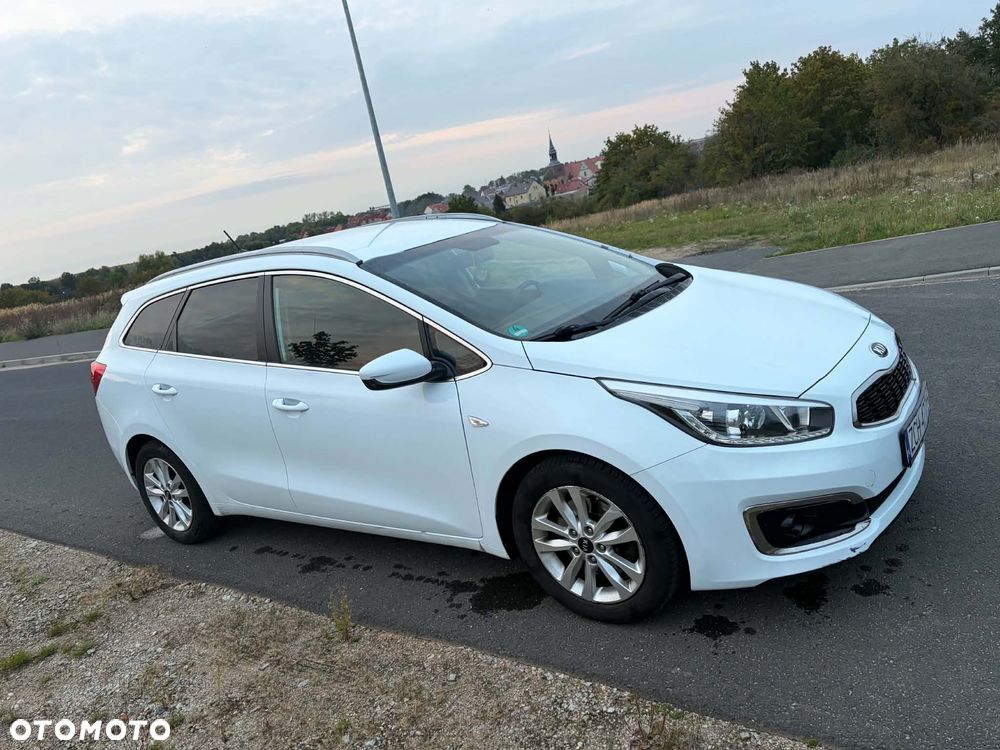 Kia Ceed 1.6 CRDi L - 1