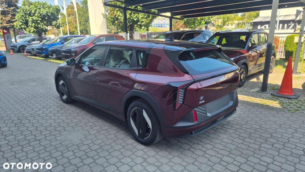 Kia EV4 81.4kWh Earth - 3