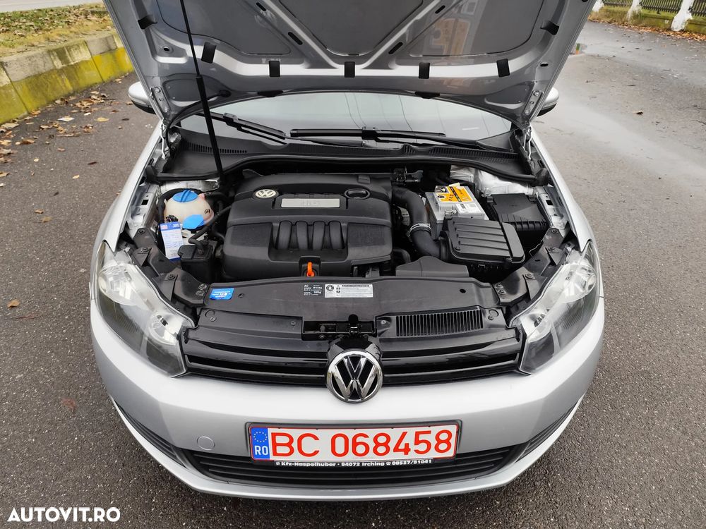 Volkswagen Golf 1.6 Comfortline - 6