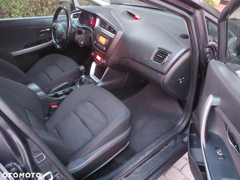 Kia Ceed 1.6 GDI Business Line - 4