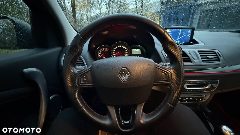 Renault Megane TCe 180 GT - 15