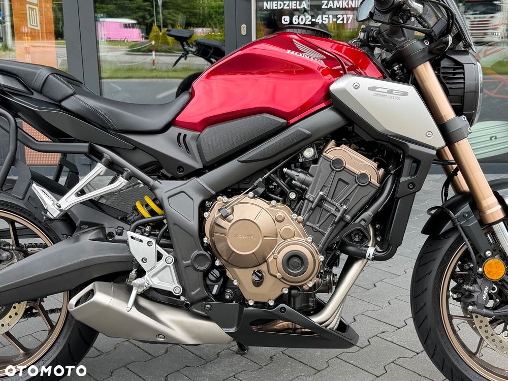 Honda CB - 8