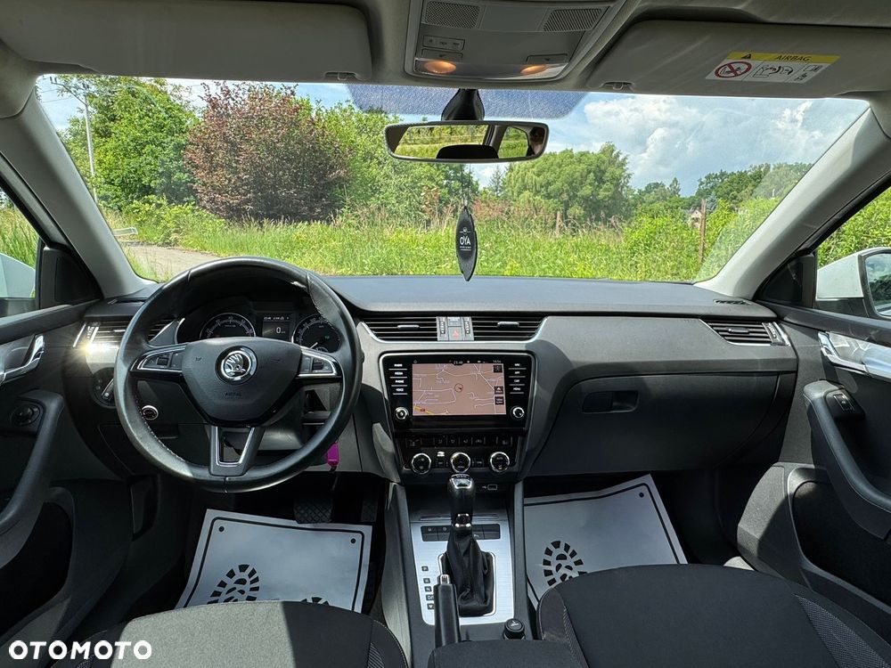 Skoda Octavia 1.5 TSI ACT DSG Ambition - 25