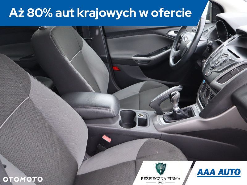 Ford Focus - 11