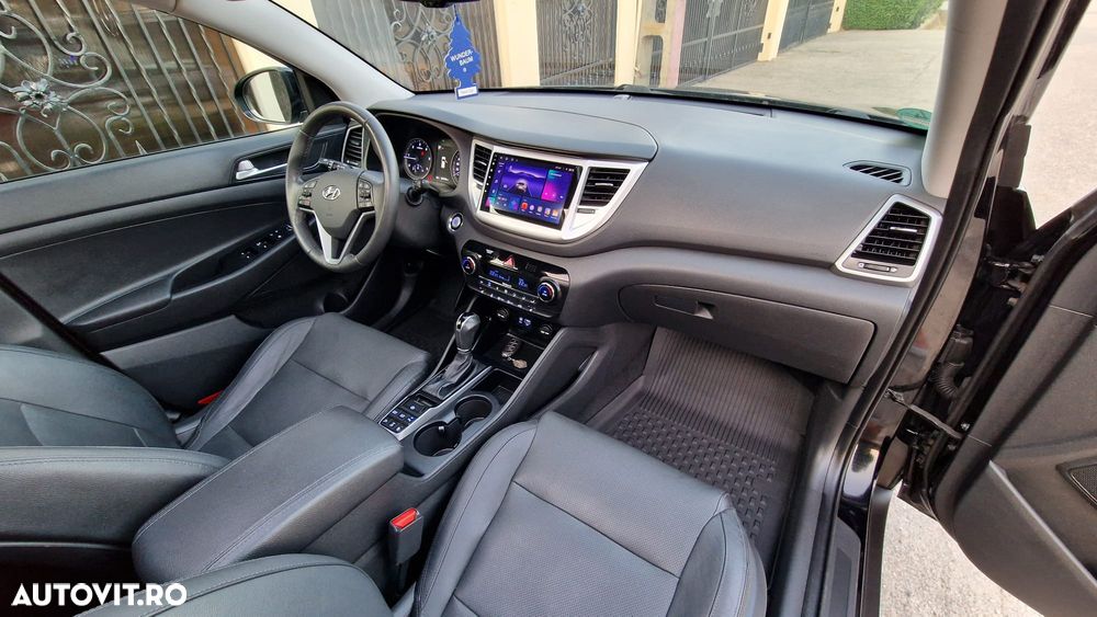 Hyundai Tucson 2.0 CRDI 4WD Automatik Premium - 8