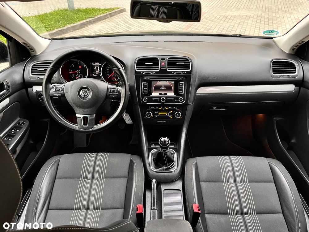 Volkswagen Golf 2.0 TDI DPF MATCH - 13