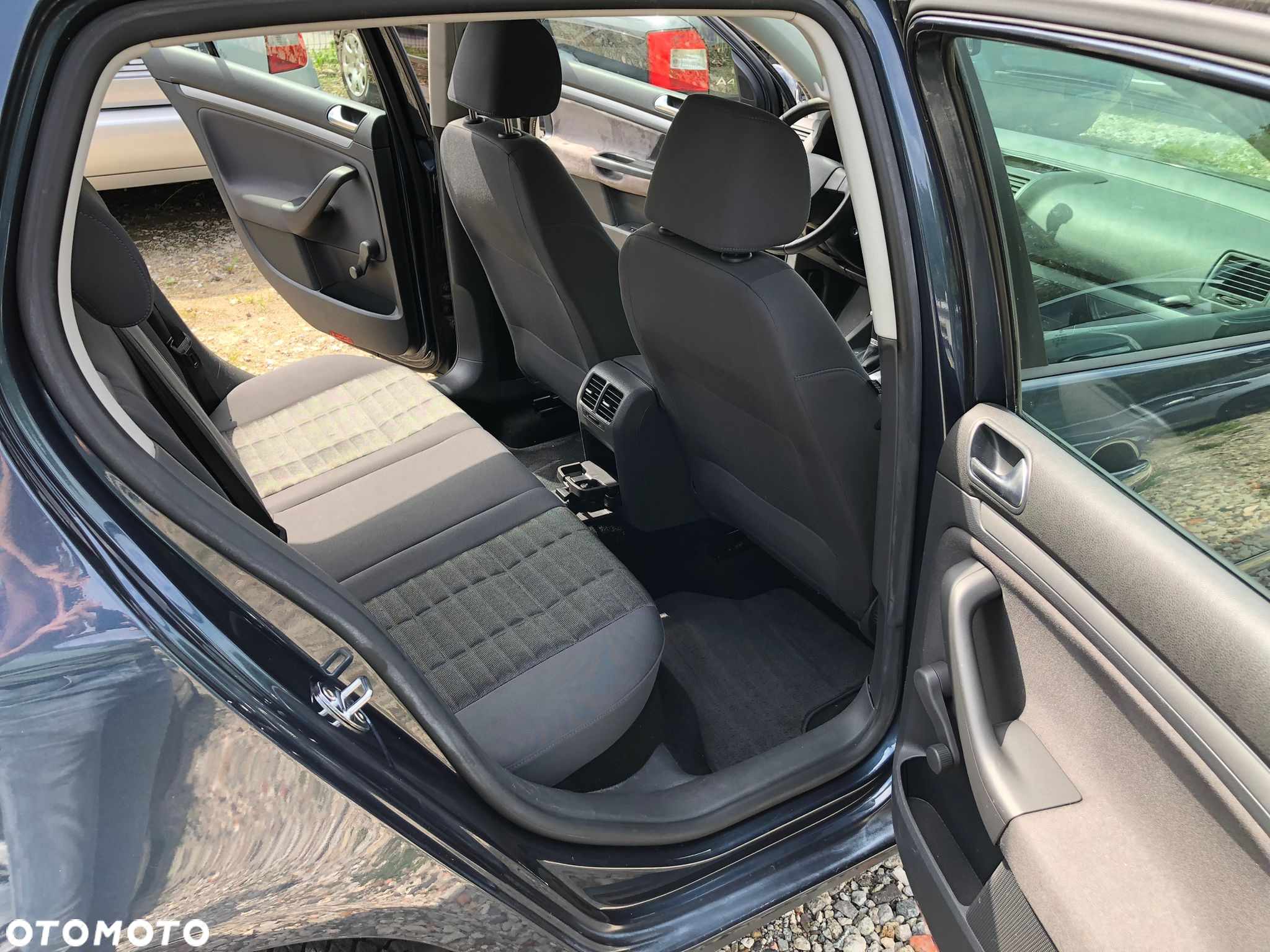 Volkswagen Golf 2.0 TDI DSG Sportline - 14