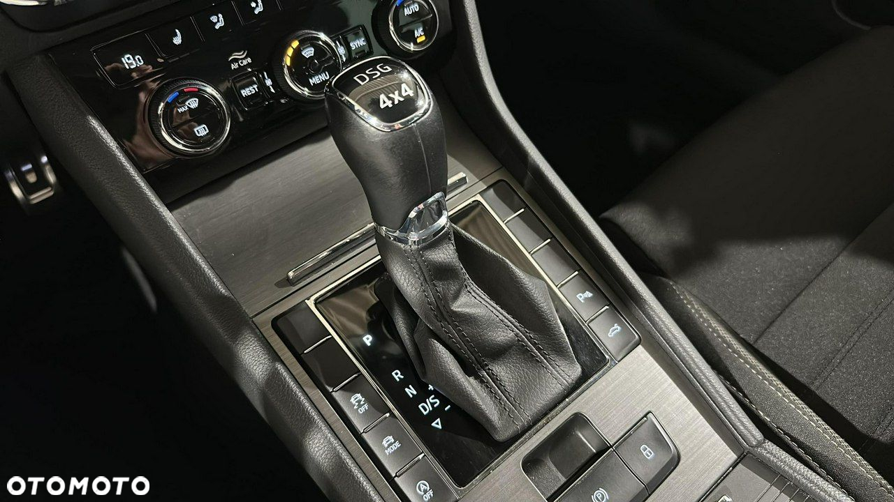Skoda Superb - 18