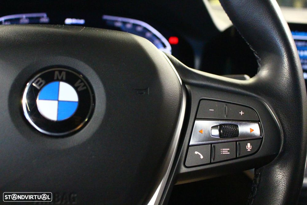 BMW 330 e Line Luxury Auto - 20