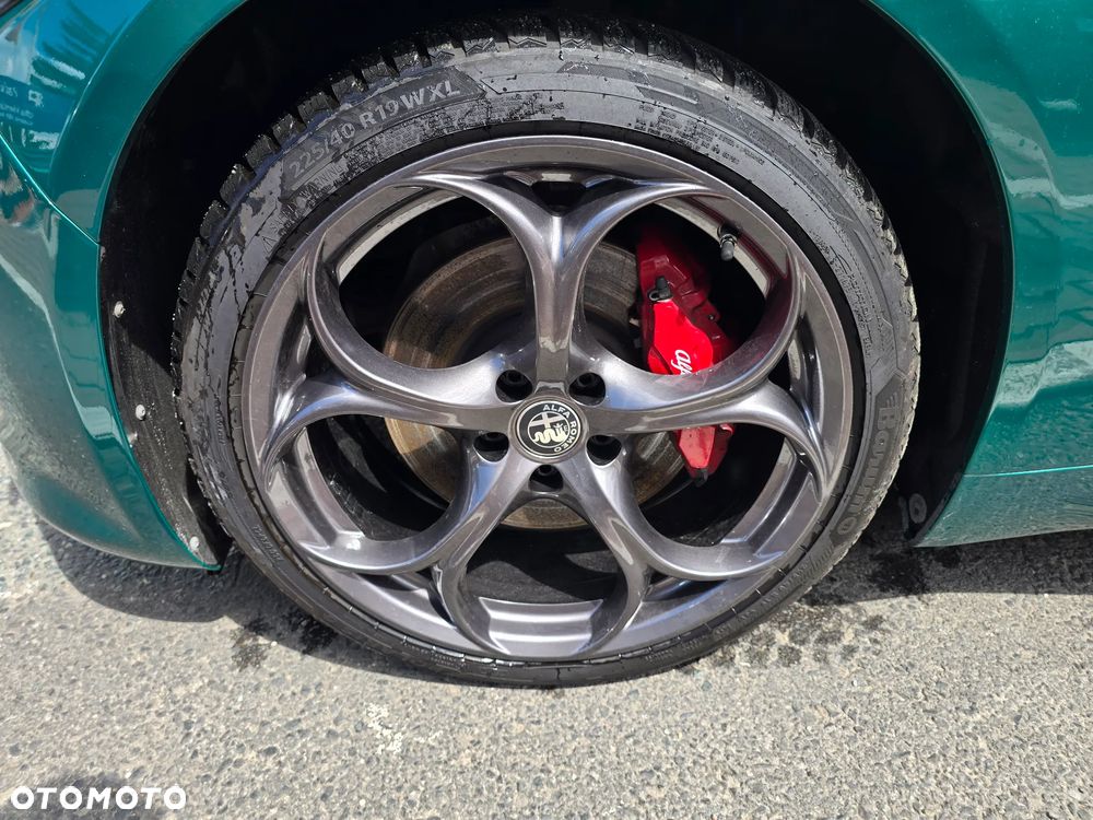 Alfa Romeo Giulia 2.0 Turbo Tributo Italiano Q4 - 5