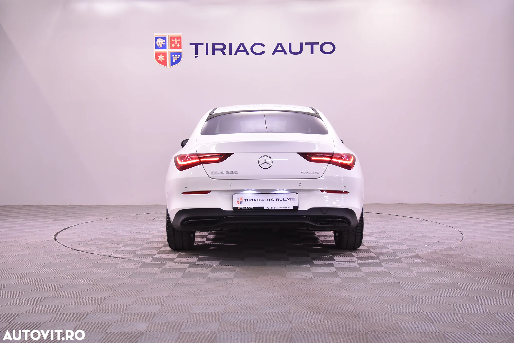 Mercedes-Benz CLA 220 MHEV 4MATIC Coupe - 4