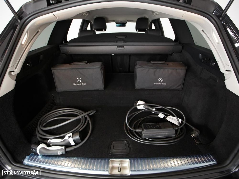 Mercedes-Benz E 300 de Avantgarde - 12
