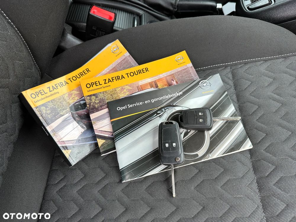 Opel Zafira 1.4 T Cosmo - 26