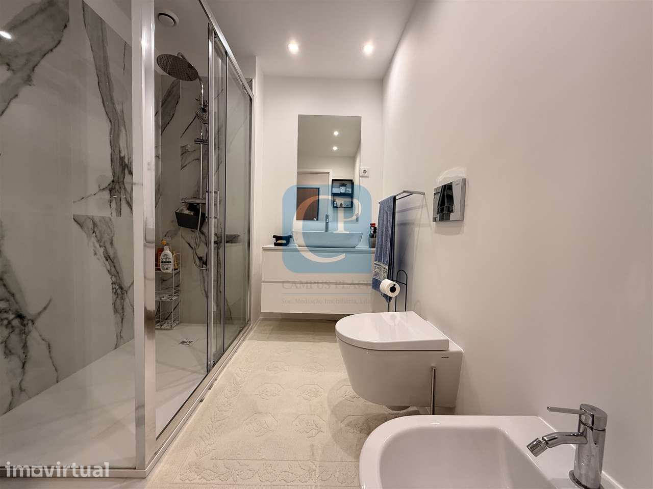 Apartamento T0 a poucos minutos da Praia de Leça da Palmeira - Grande imagem: 3/13