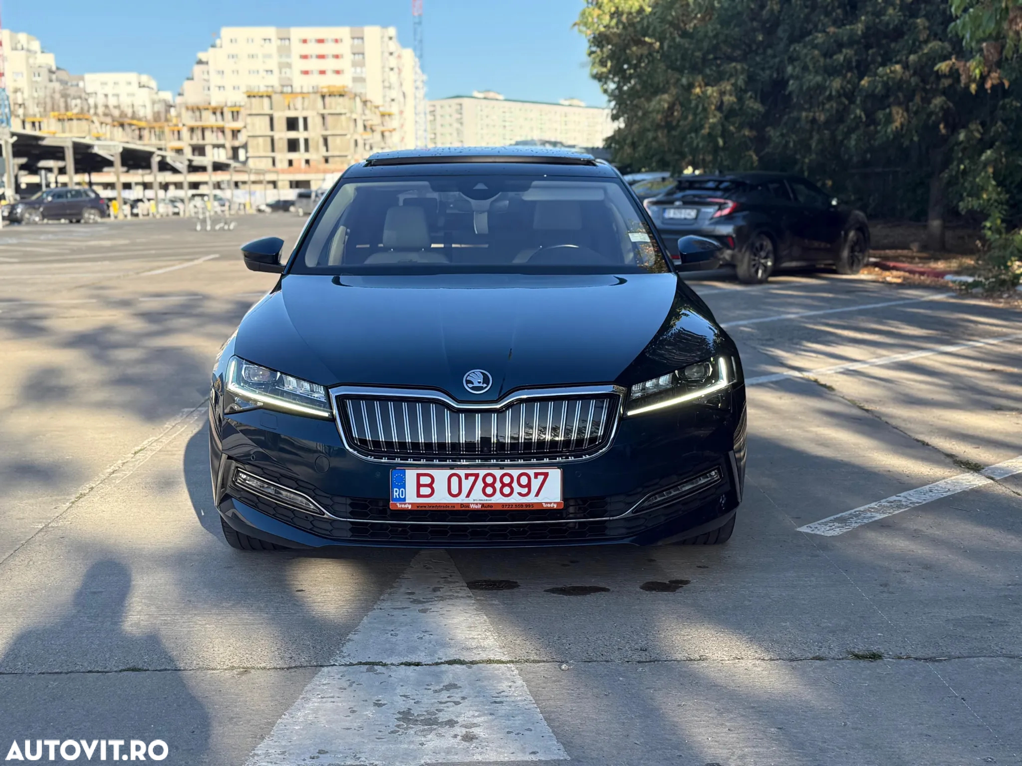 Skoda Superb 1.4 TSI iV DSG L&K - 6