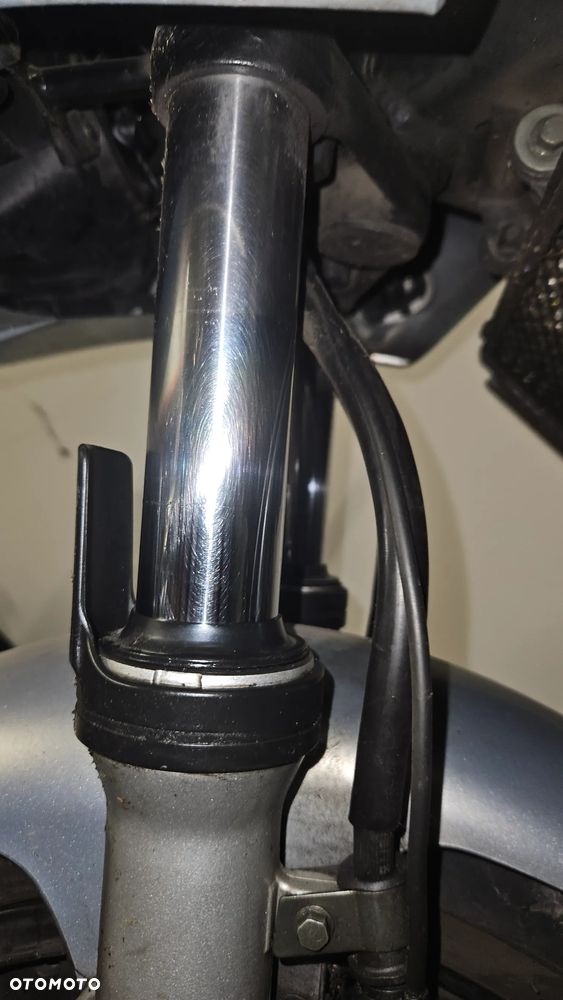 Yamaha FZS - 29