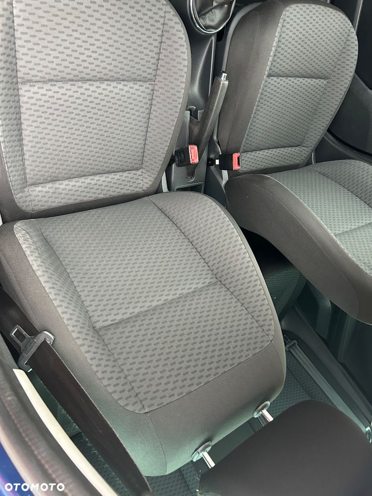 Skoda Fabia 1.2 HTP Active - 13