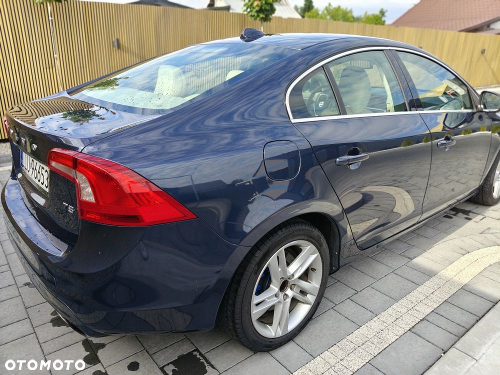 Volvo S60 - 3