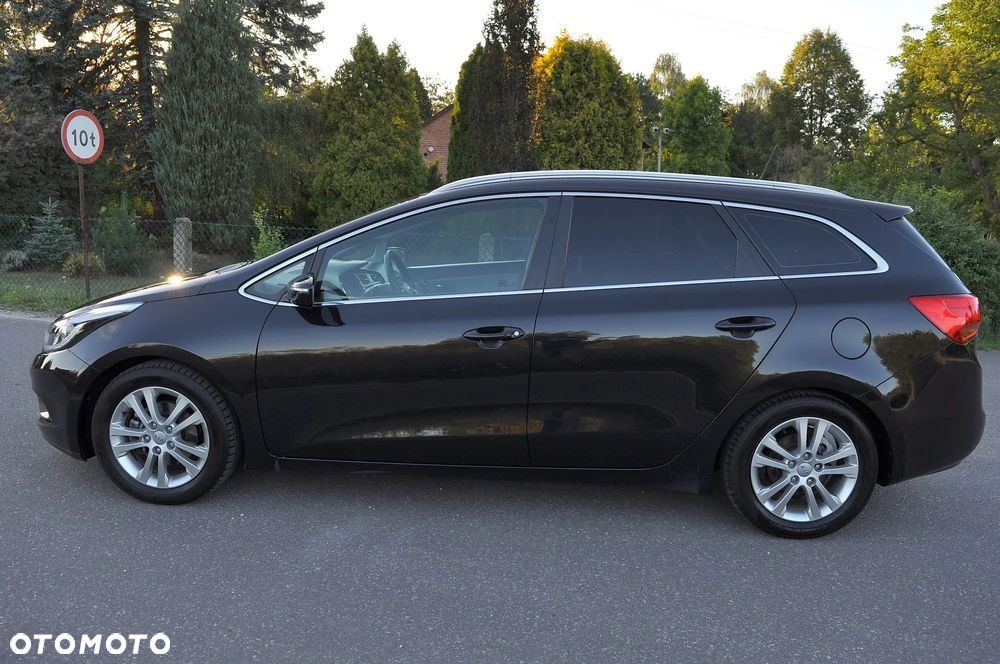 Kia Ceed 1.6 GDI Platinum Edition - 10