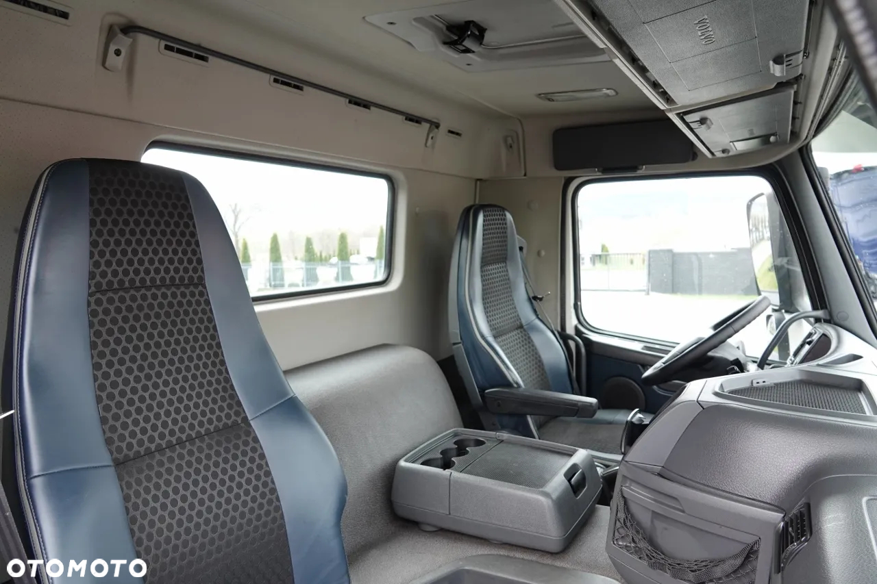 Volvo FM 380 / PEŁNY ADR / MAŁY PRZEBIEG / SPROWADZONY - 31