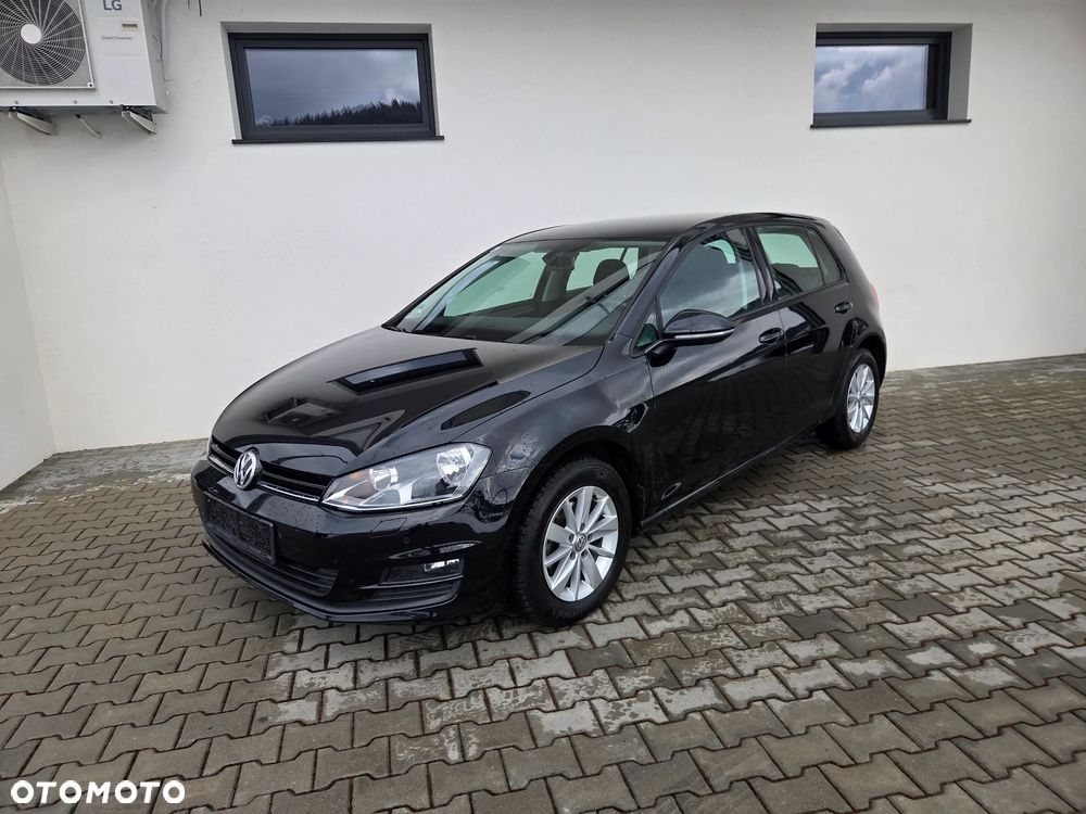 Volkswagen Golf - 6