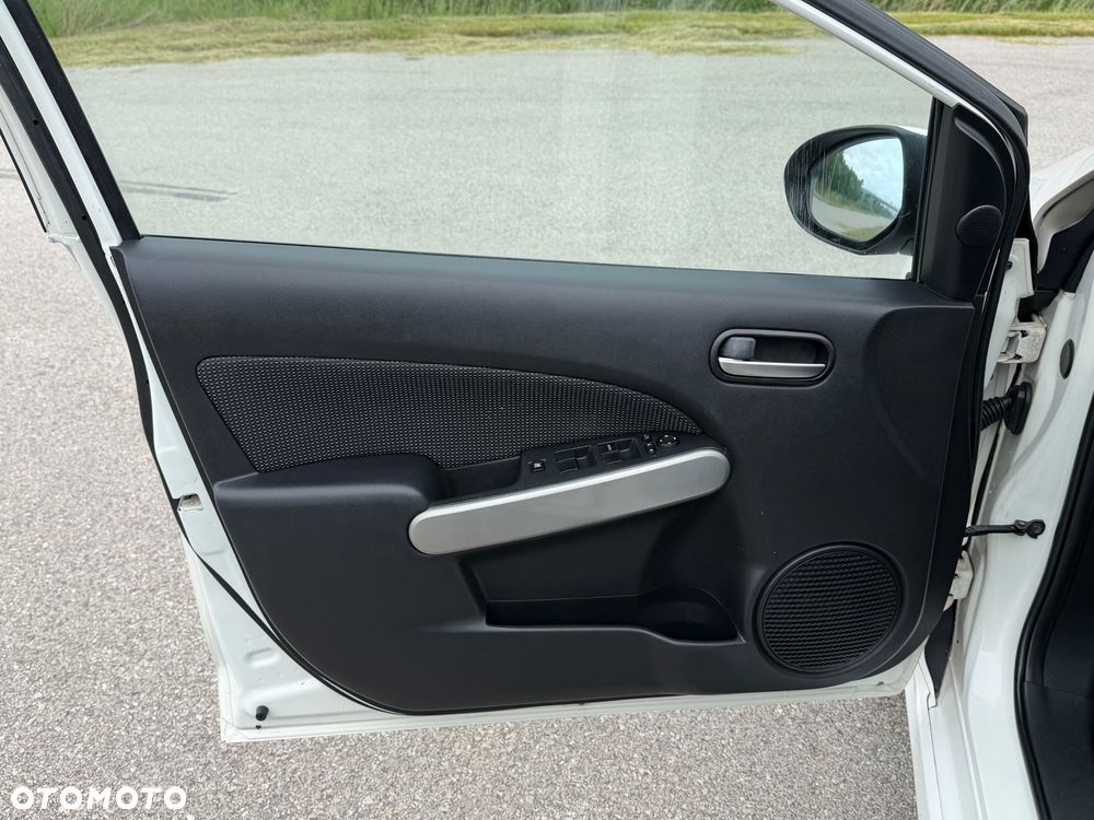 Mazda 2 - 26