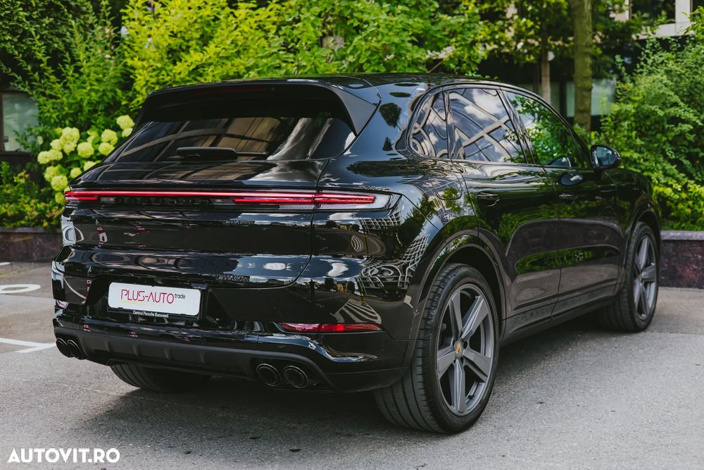 Porsche Cayenne - 6