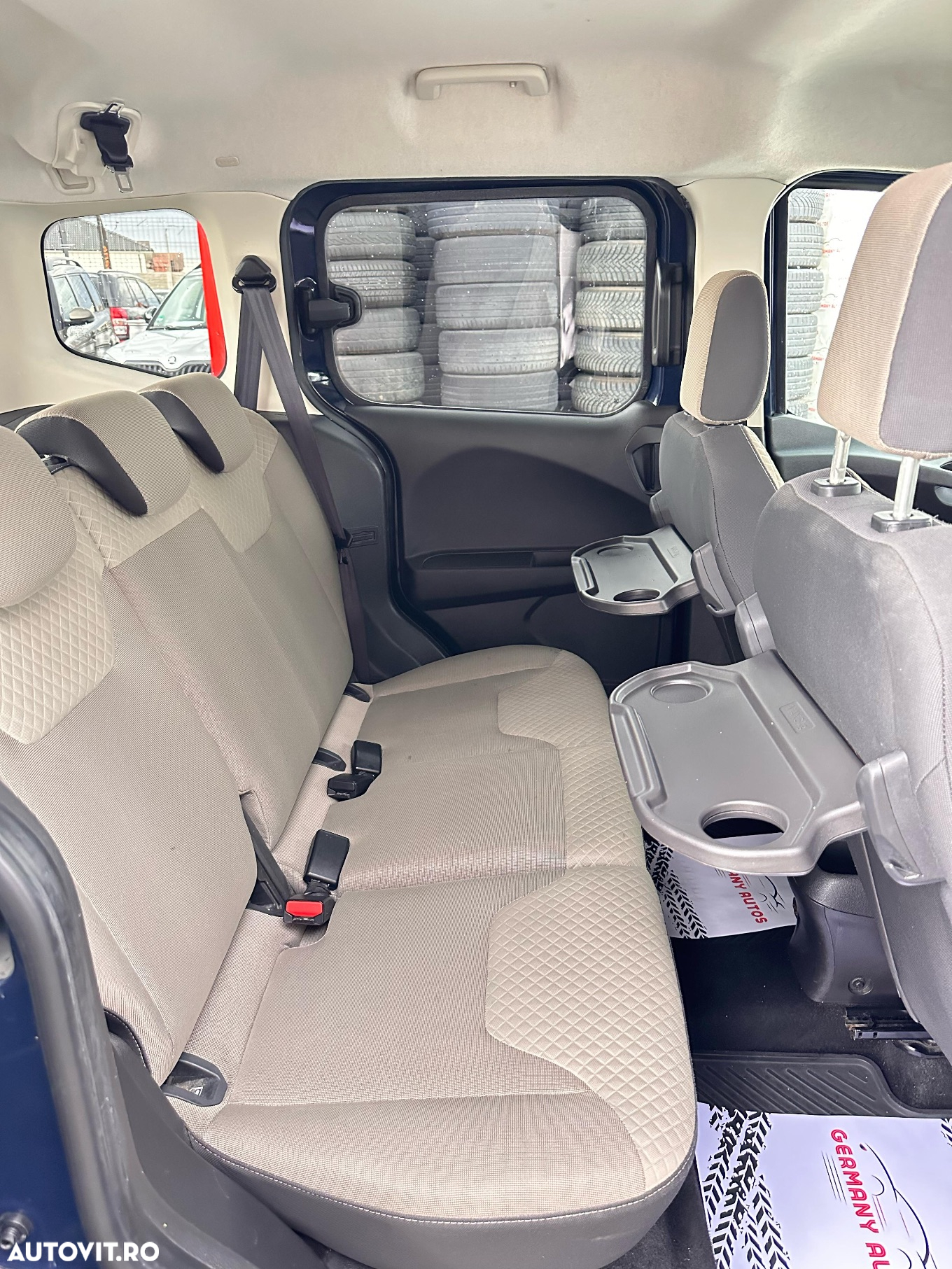 Ford Tourneo Courier - 7