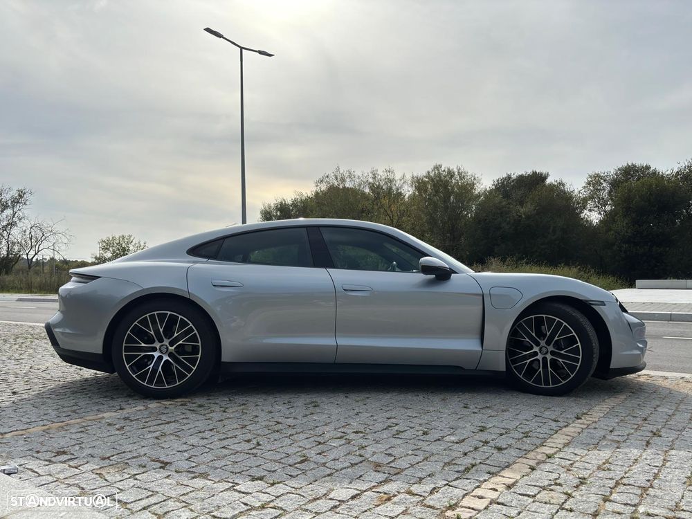 Porsche Taycan Standard - 7