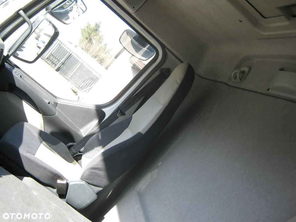 Renault premium eev - 7