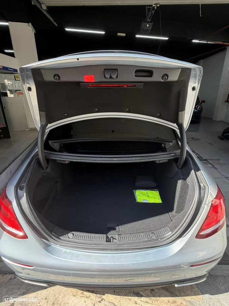 Mercedes-Benz E 220 d Avantgarde+ - 7