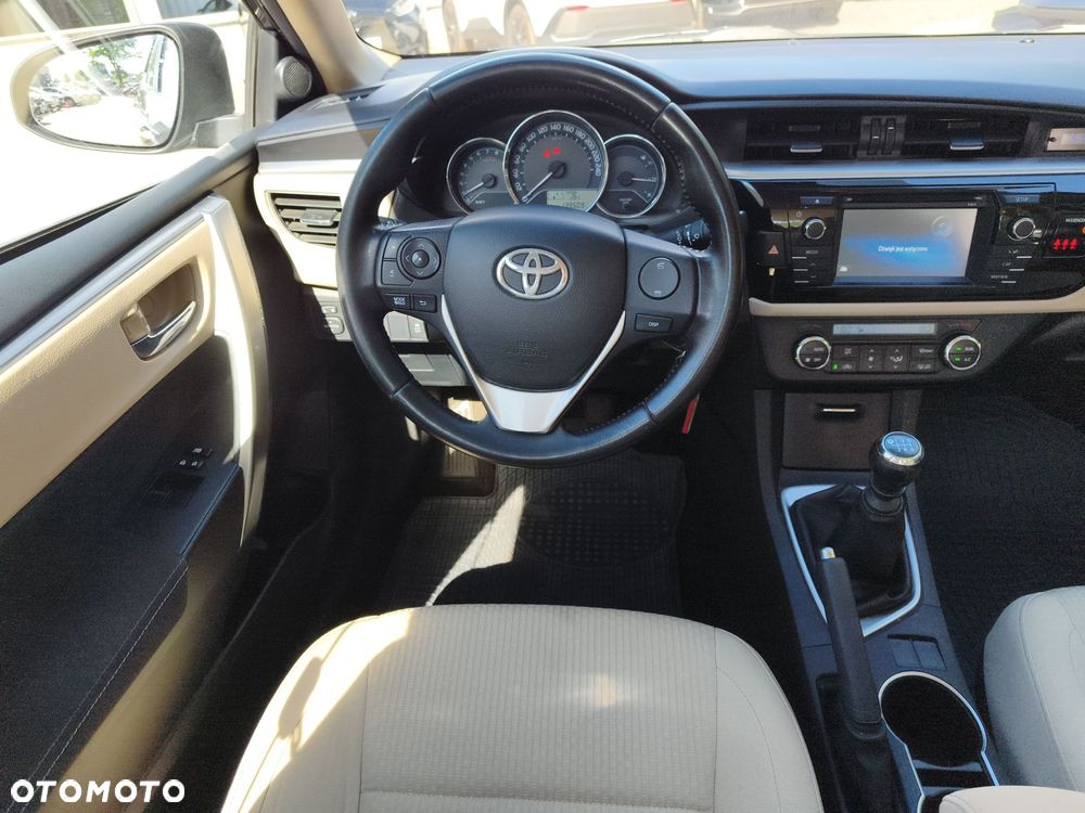 Toyota Corolla 1.6 Premium EU6 - 12