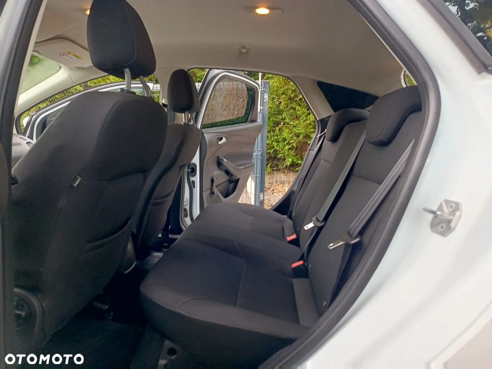 Ford Focus - 23