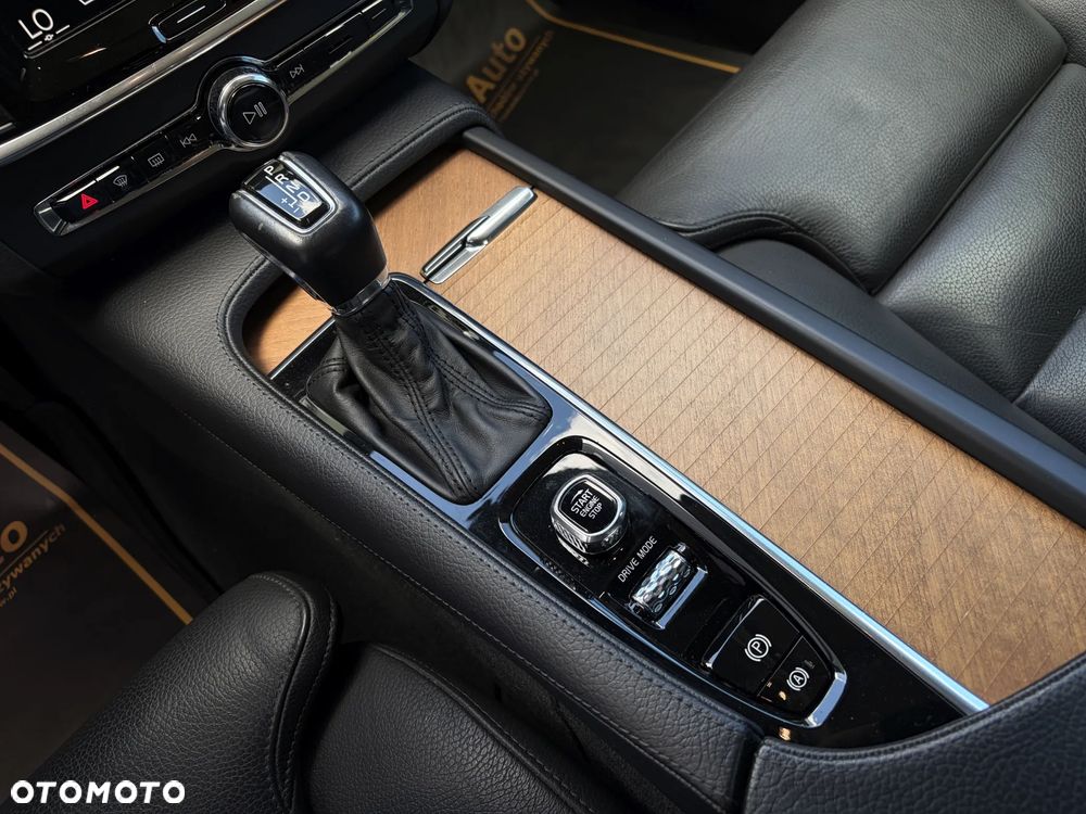 Volvo S90 D4 Geartronic Inscription - 31