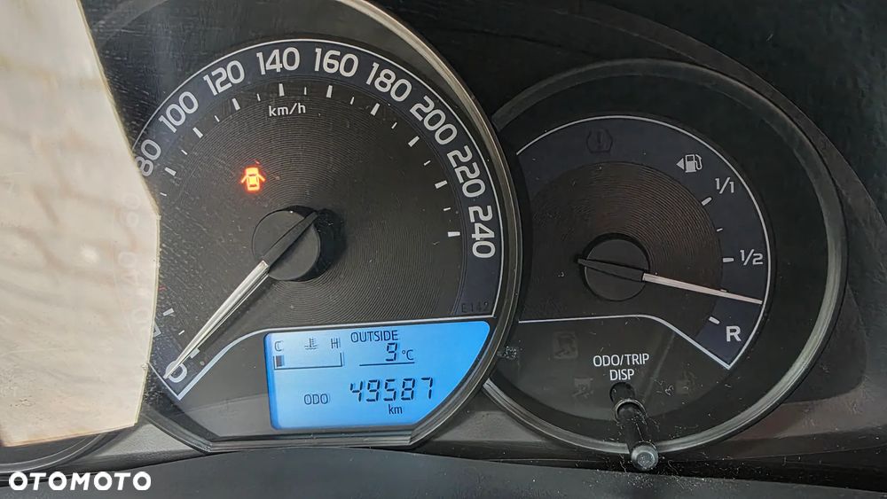 Toyota Auris 1.33 VVT-i Active - 8