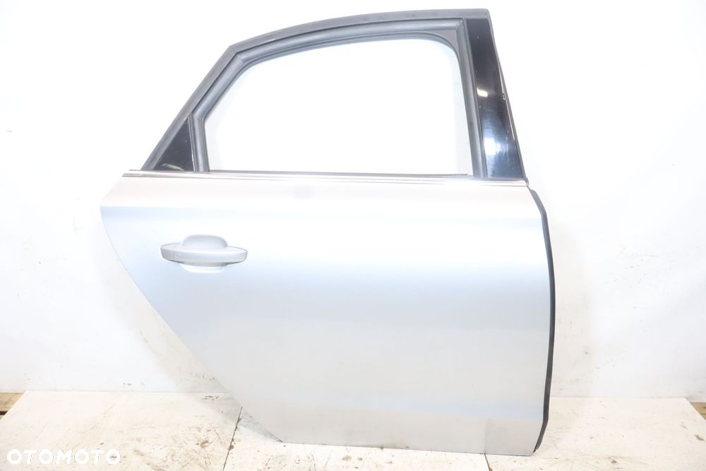 DRZWI PRAWY TYŁ AUDI A8 D4 LX7W SEDAN - 1