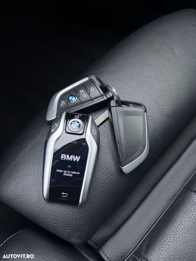 BMW Seria 5 520i AT - 27