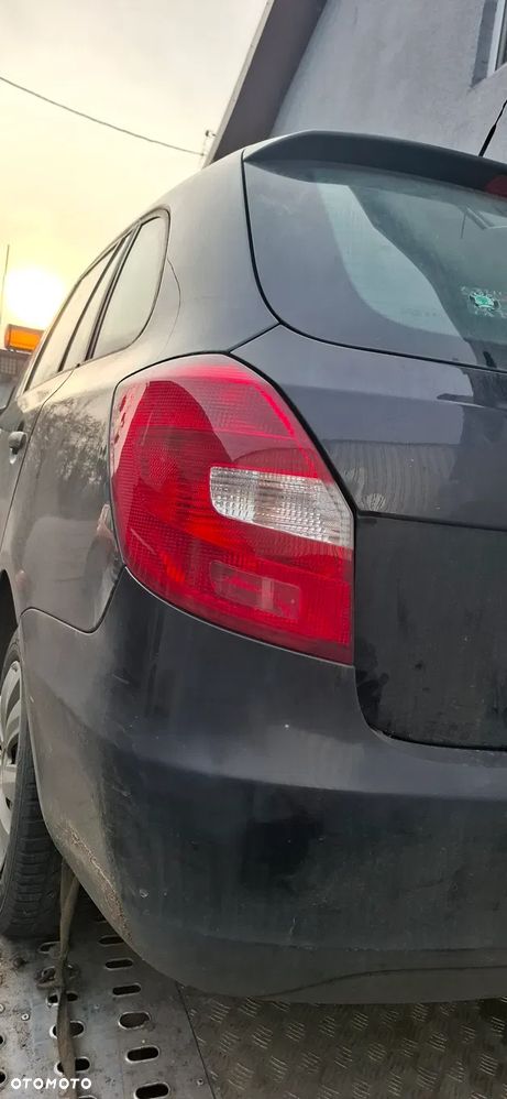 SKODA FABIA II LIFT HB 10R lampa lewy tył - 1