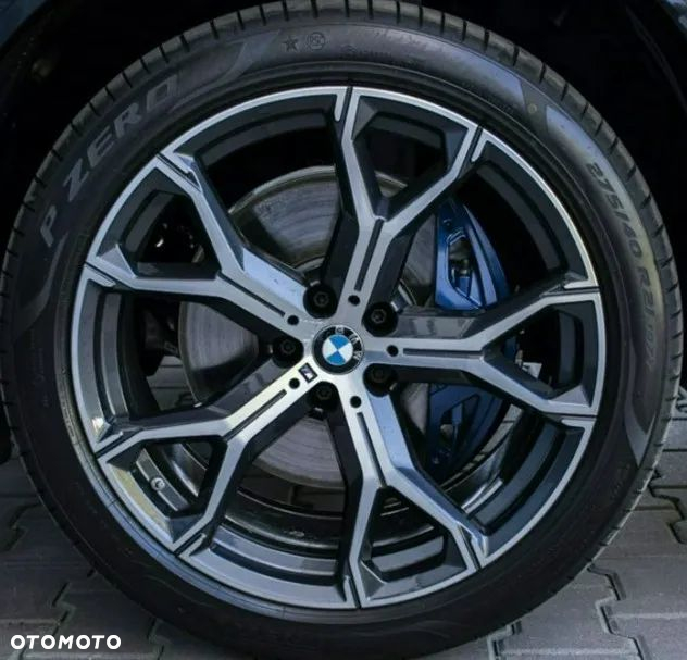 BMW X5 M M50i - 31