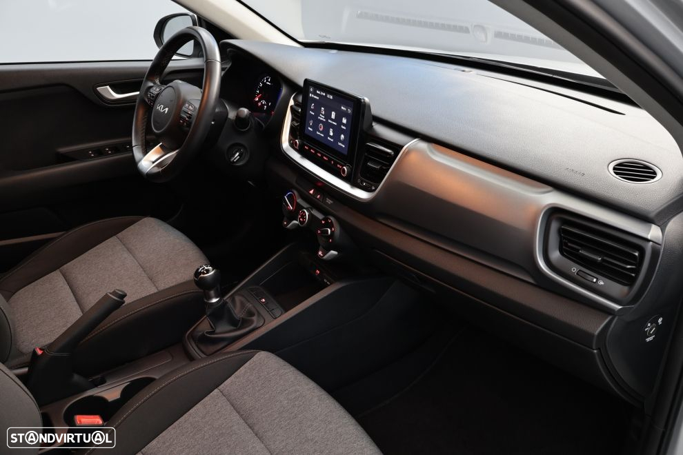 Kia Stonic 1.2 Dynamic - 22