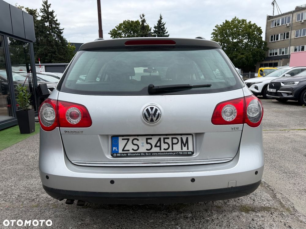 Volkswagen Passat 1.9 TDI DPF Trendline - 3