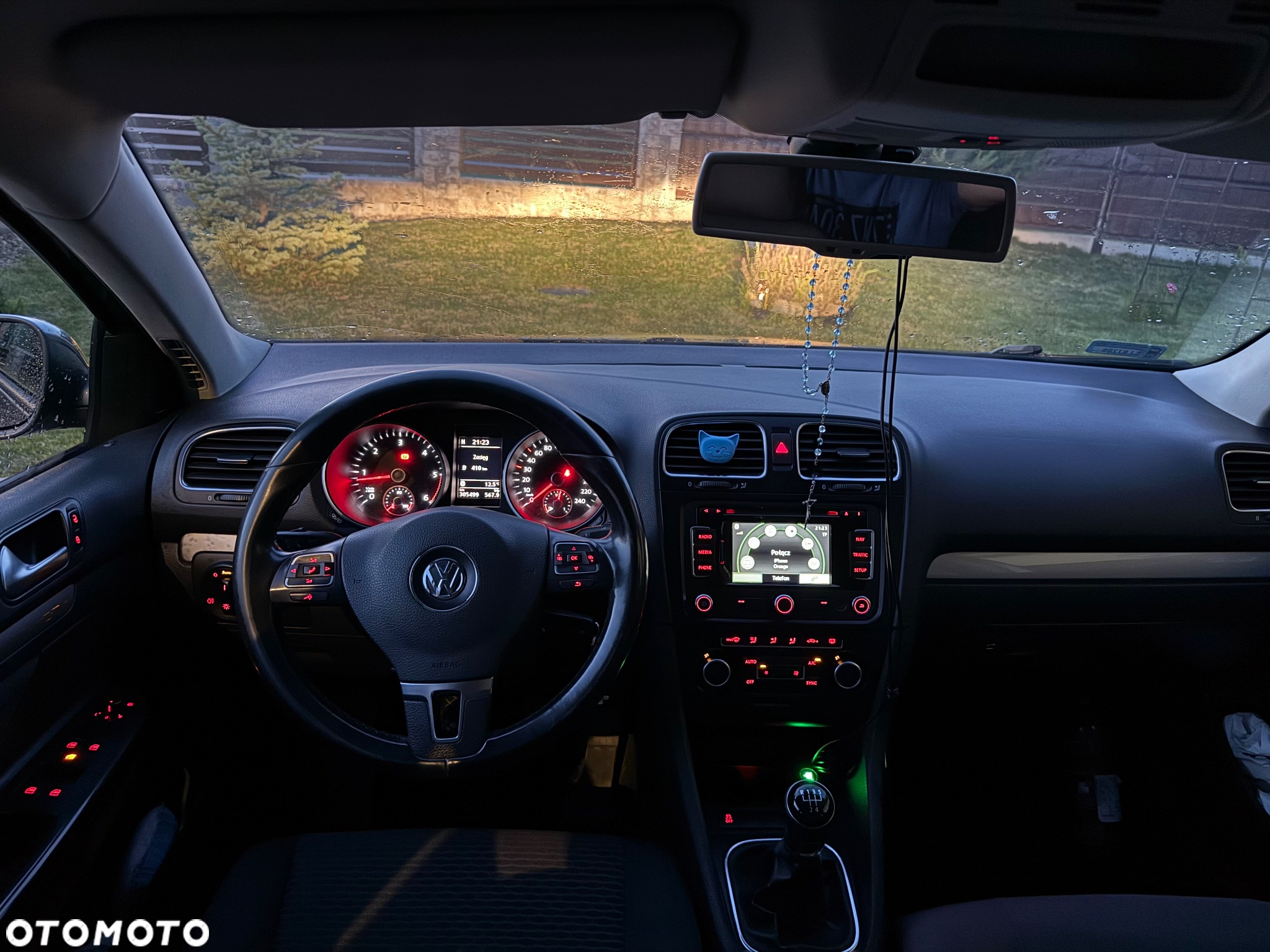 Volkswagen Golf VI 1.6 TDI BlueMot Comfortline - 22