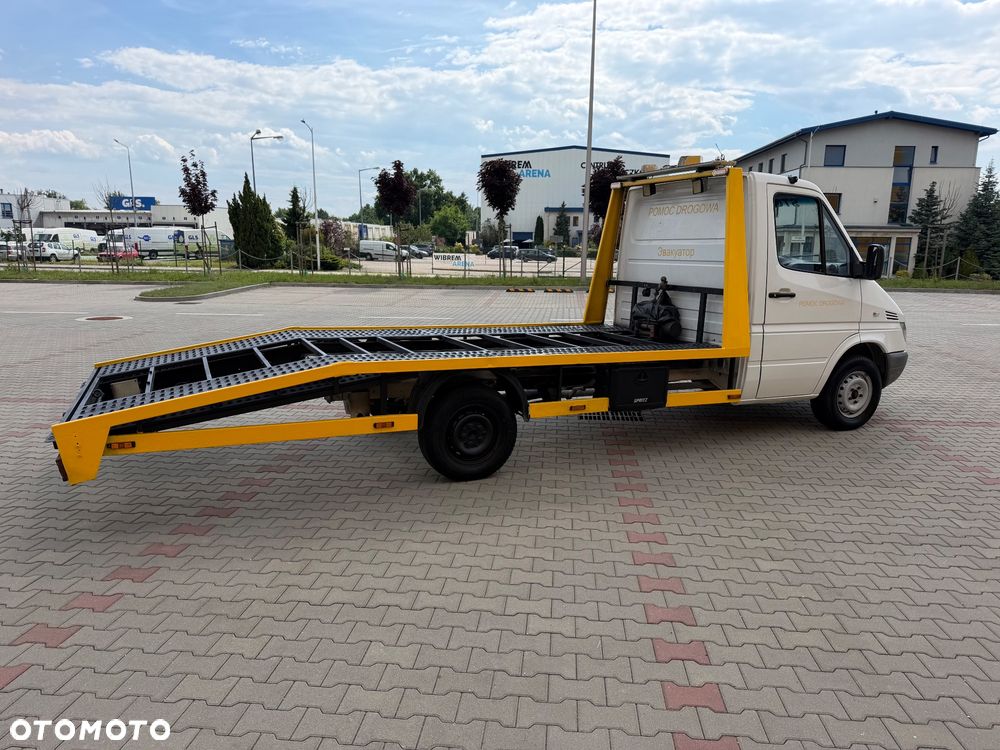 Mercedes-Benz Sprinter - 8
