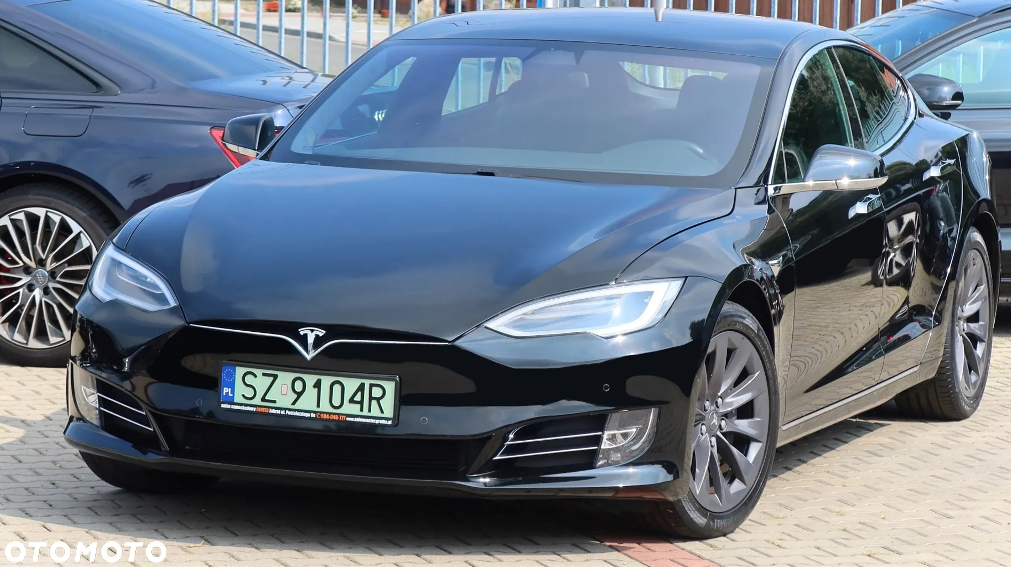 Tesla Model S Dual Motor Allradantrieb - 29