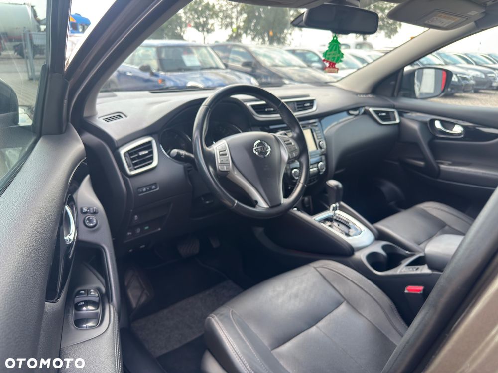 Nissan Qashqai - 16