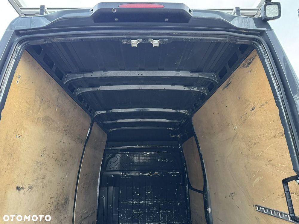 Iveco Daily 35C18 - 19
