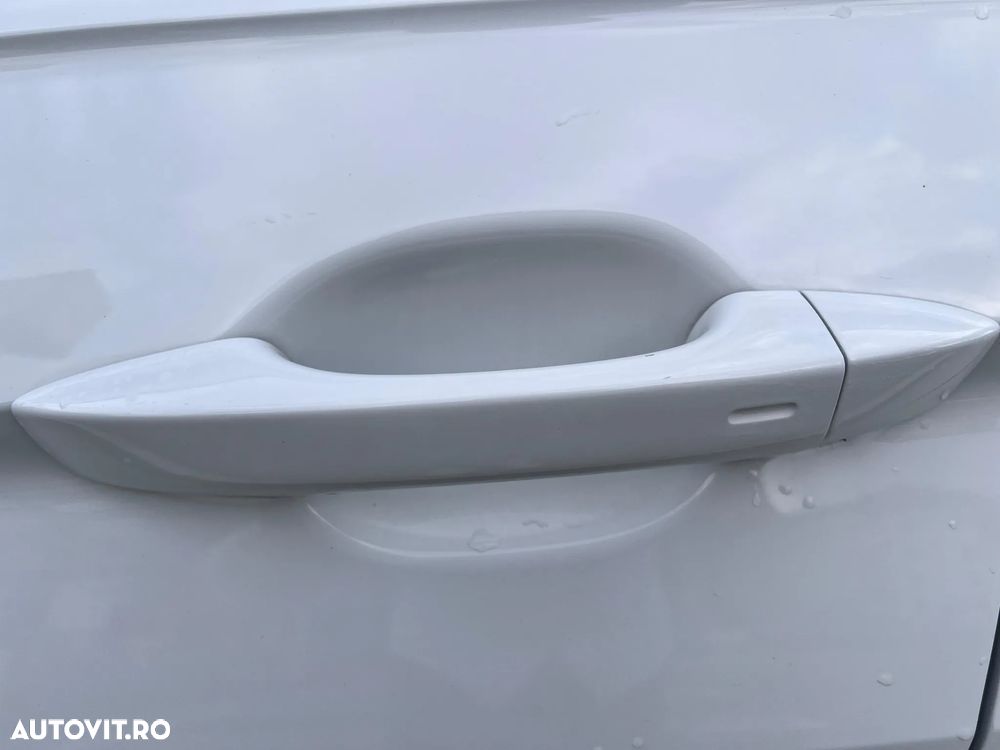 Volkswagen Tiguan 2.0 TDI 4Mot DSG Highline - 9