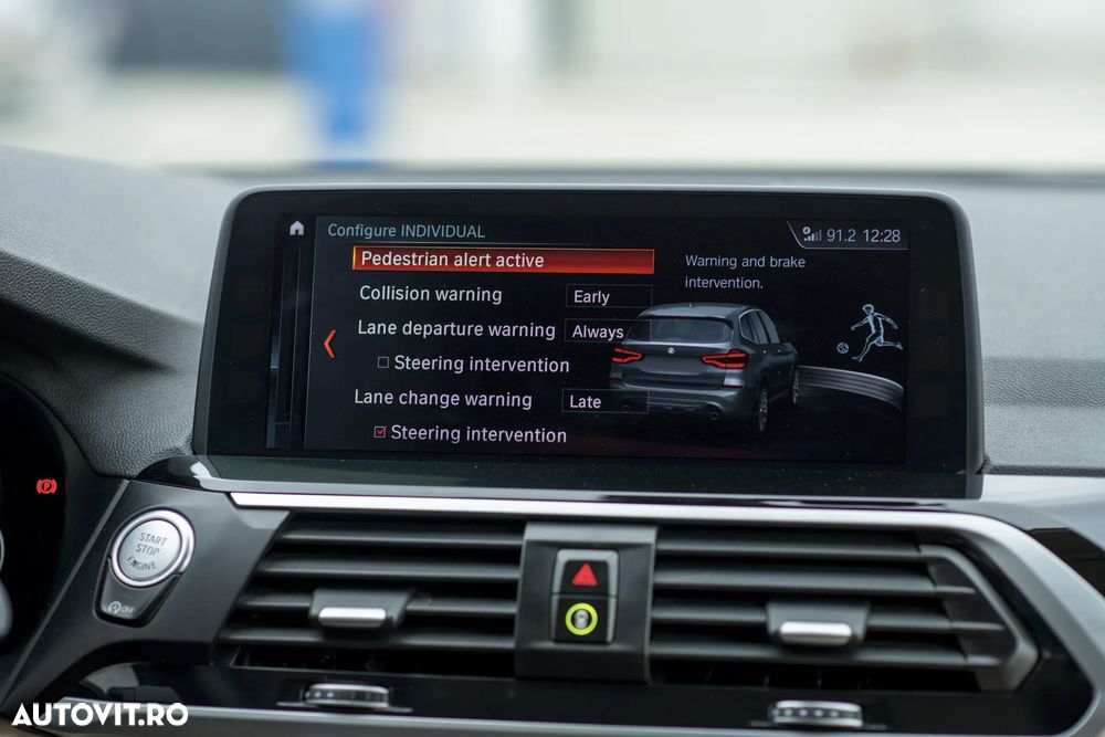 BMW X3 xDrive20i AT xLine - 32