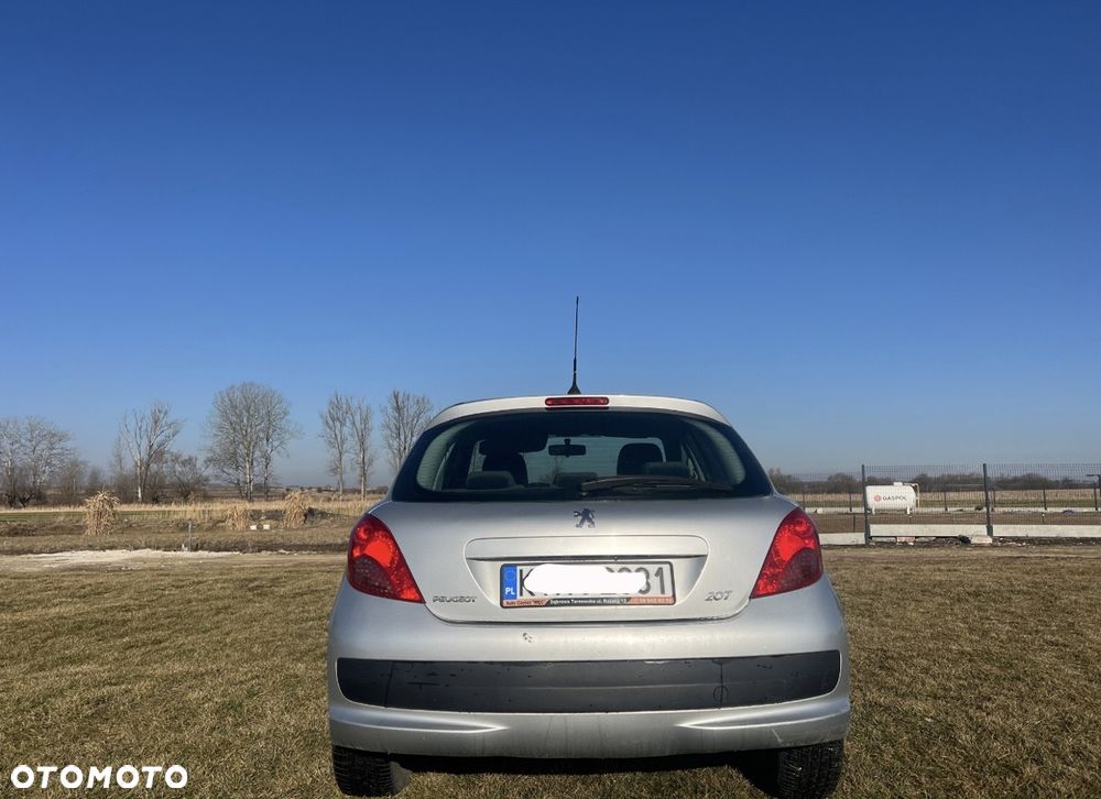Peugeot 207 1.6 - 5